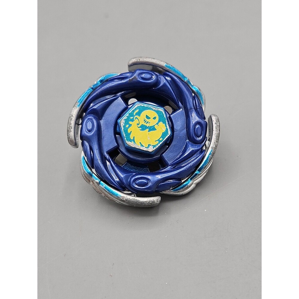 Storm Aquario 100HF Beyblade Hasbro Metal Fusion